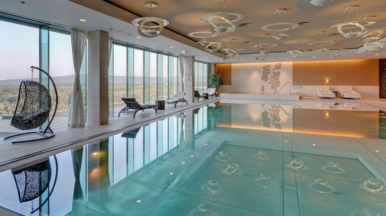 <b>Grand Hotel River Park, Luxury Coll. Pool</b>. Images powered by <a href="https://www.leonardoworldwide.com/" title="Leonardo Worldwide" target="_blank">Leonardo</a>.