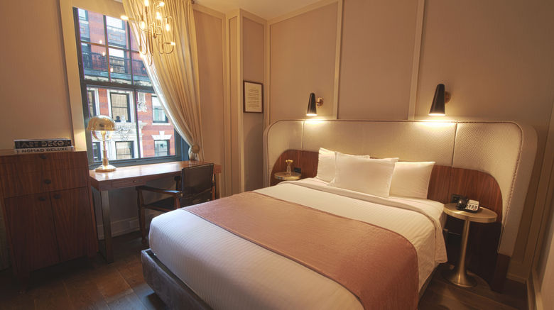 <b>The Evelyn Room</b>. Images powered by <a href="https://www.leonardoworldwide.com/" title="Leonardo Worldwide" target="_blank">Leonardo</a>.