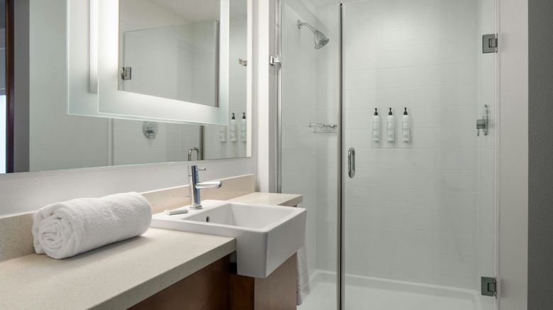 <b>SpringHill Suites Charleston Mt Pleasant Room</b>. Images powered by <a href="https://www.leonardoworldwide.com/" title="Leonardo Worldwide" target="_blank">Leonardo</a>.