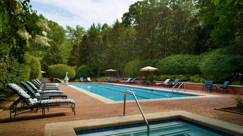 <b>Westfields Marriott Washington Dulles Pool</b>. Images powered by <a href="https://www.leonardoworldwide.com/" title="Leonardo Worldwide" target="_blank">Leonardo</a>.