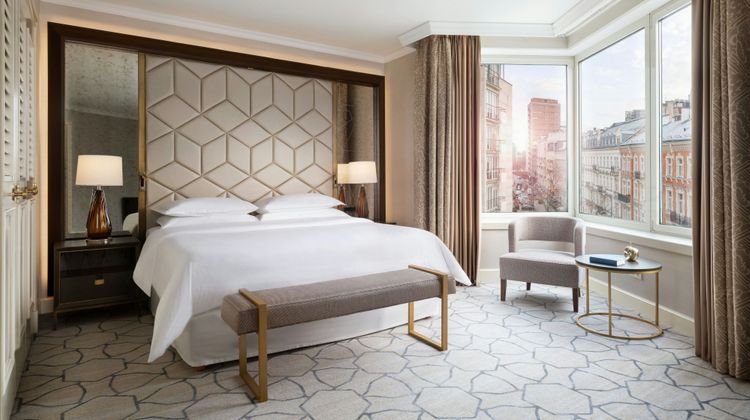 Sheraton Warsaw Hotel Room