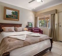 The Overlander Homestead Room