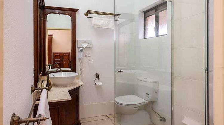 The Overlander Homestead Room