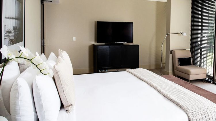 Mansion Hotel & Spa Suite