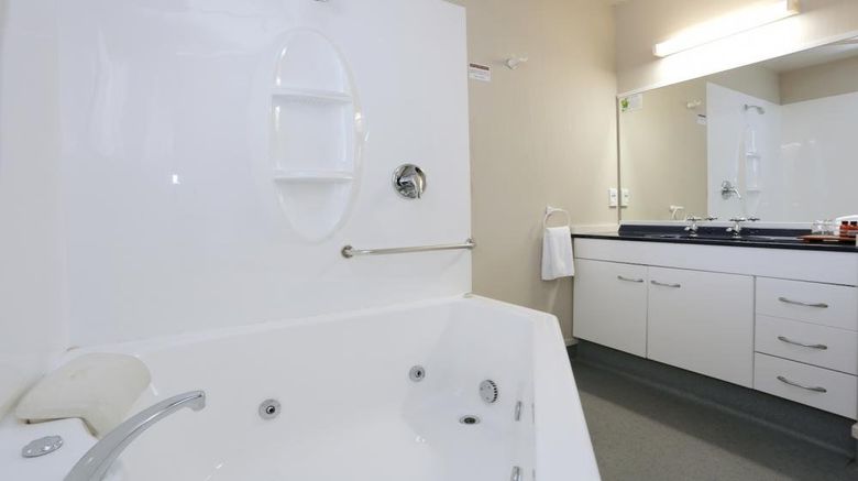 <b>Homestead Villa Motel Room</b>. Images powered by <a href="https://www.leonardoworldwide.com/" title="Leonardo Worldwide" target="_blank">Leonardo</a>.
