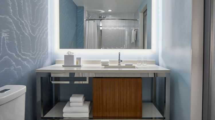 Renaissance Charlotte SouthPark Hotel Room
