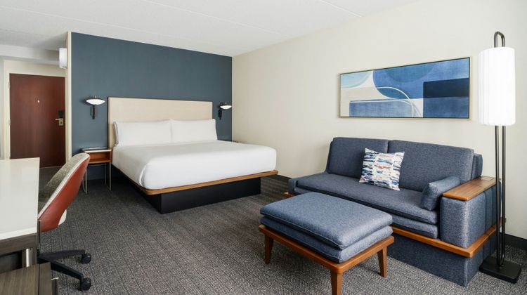 Courtyard Chicago Midway Airport Room