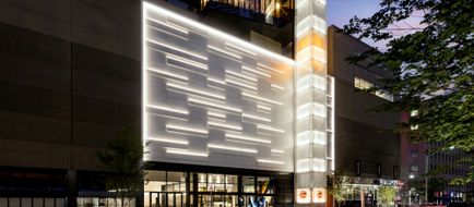 W Toronto Exterior