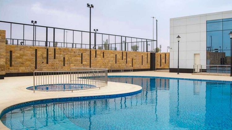 Cristal Amaken Hotel Riyadh Pool