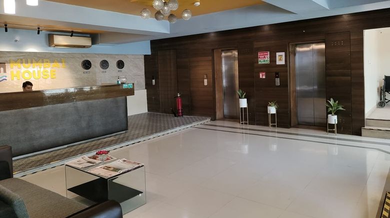 Hotel Mumbai House Airoli Lobby. Images powered by <a href="https://www.leonardoworldwide.com" target="_blank" rel="noopener">Leonardo</a>.