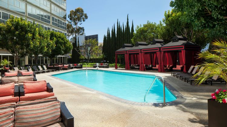 Sheraton Gateway Los Angeles Hotel Pool