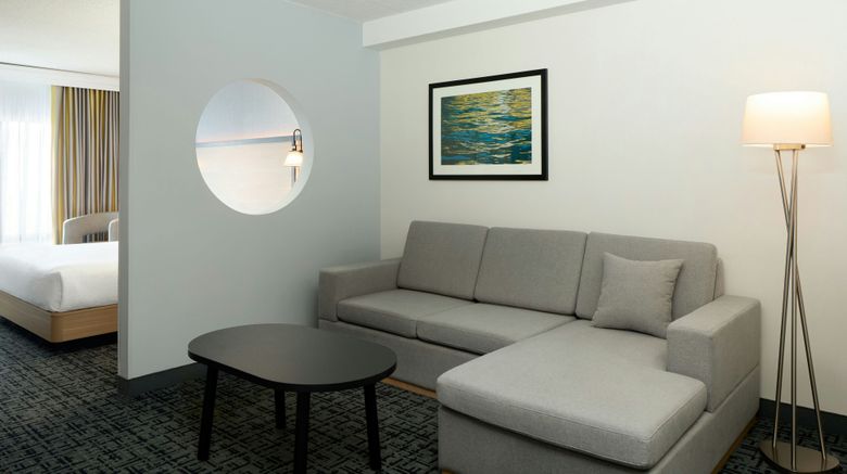 <b>Fairfield Inn & Suites Montreal Airport Suite</b>. Images powered by <a href="https://www.leonardoworldwide.com/" title="Leonardo Worldwide" target="_blank">Leonardo</a>.