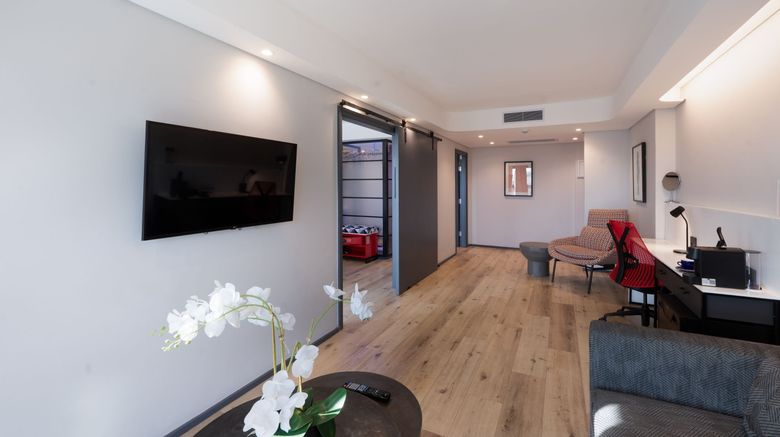 <b>ANEW Hotel Green Point Room</b>. Images powered by <a href="https://www.leonardoworldwide.com/" title="Leonardo Worldwide" target="_blank">Leonardo</a>.