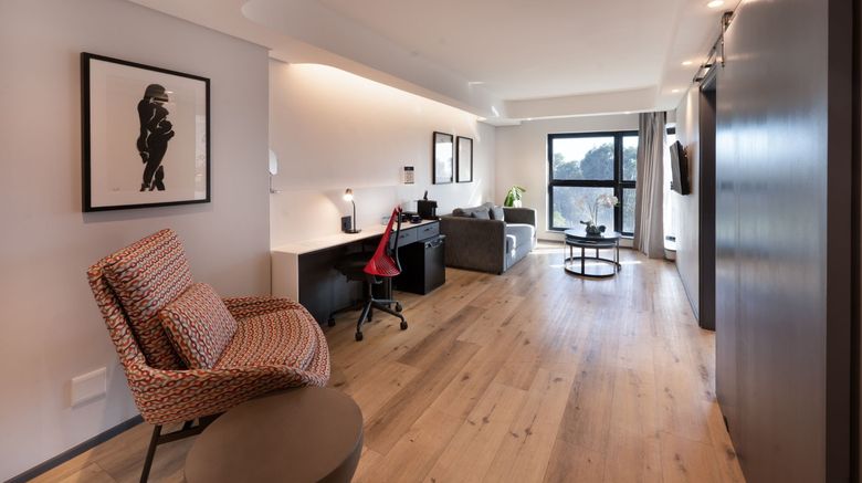 <b>ANEW Hotel Green Point Suite</b>. Images powered by <a href="https://www.leonardoworldwide.com/" title="Leonardo Worldwide" target="_blank">Leonardo</a>.
