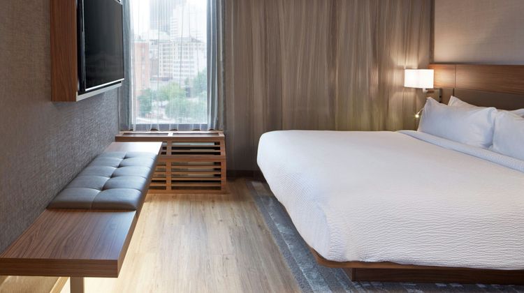 AC Hotel by Marriott Atlanta Downtown Suite