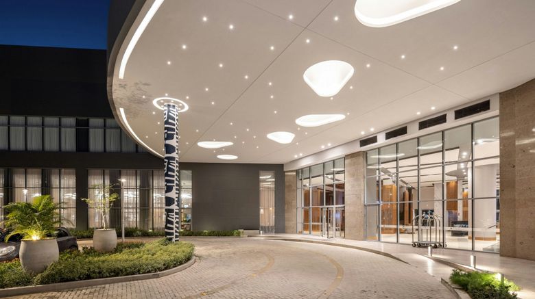 <b>Barranquilla Marriott Hotel Lobby</b>. Images powered by <a href="https://www.leonardoworldwide.com/" title="Leonardo Worldwide" target="_blank">Leonardo</a>.