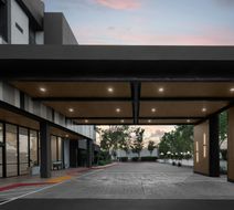 Courtyard San Jose Airport Exterior