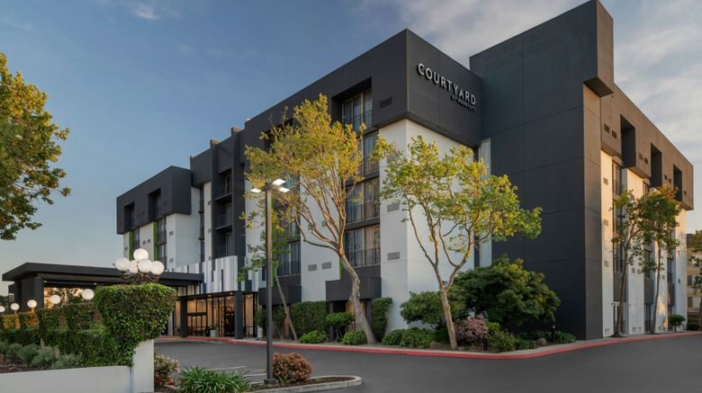 <b>Courtyard San Jose Airport Exterior</b>. Images powered by <a href="https://www.leonardoworldwide.com/" title="Leonardo Worldwide" target="_blank">Leonardo</a>.