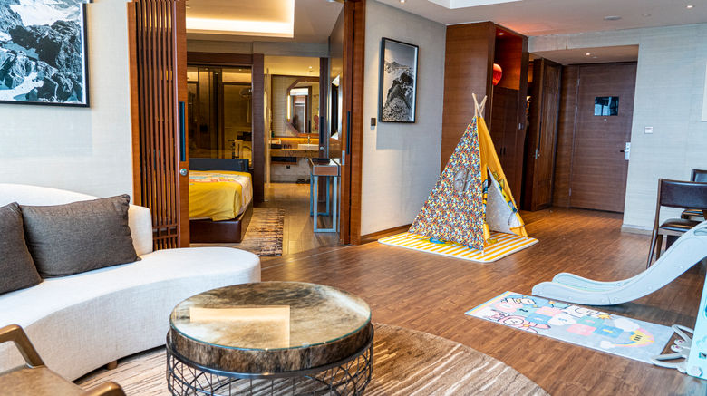 <b>Crowne Plaza Changbaishan Hot Spring Suite</b>. Images powered by <a href="https://www.leonardoworldwide.com/" title="Leonardo Worldwide" target="_blank">Leonardo</a>.