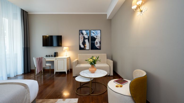 <b>Leonardo Boutique Hotel Rome Monti Suite</b>. Images powered by <a href="https://www.leonardoworldwide.com/" title="Leonardo Worldwide" target="_blank">Leonardo</a>.