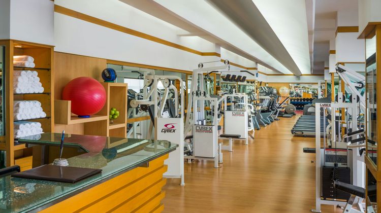 Royal Orchid Sheraton Riverside Hotel Health Club