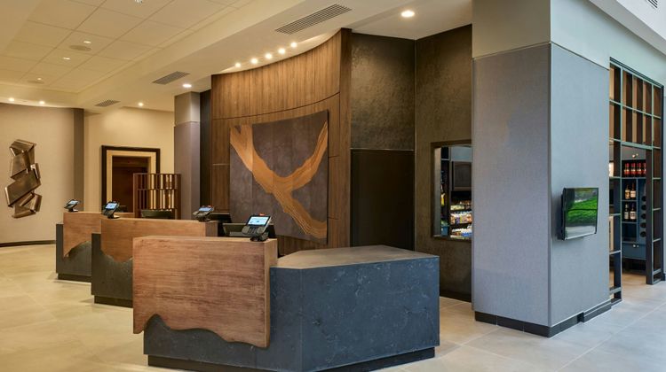Pittsburgh Airport Marriott Lobby