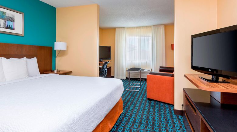 <b>Fairfield Inn by Marriott Suite</b>. Images powered by <a href="https://www.leonardoworldwide.com/" title="Leonardo Worldwide" target="_blank">Leonardo</a>.