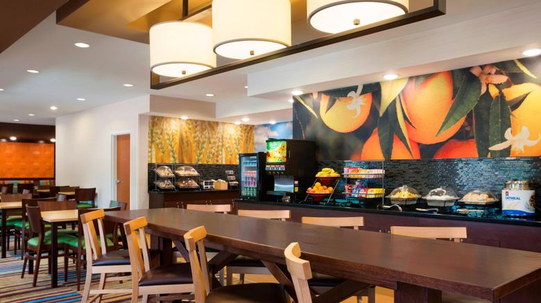 <b>Fairfield Inn & Suites Minn-St Paul Arpt Restaurant</b>. Images powered by <a href="https://www.leonardoworldwide.com/" title="Leonardo Worldwide" target="_blank">Leonardo</a>.