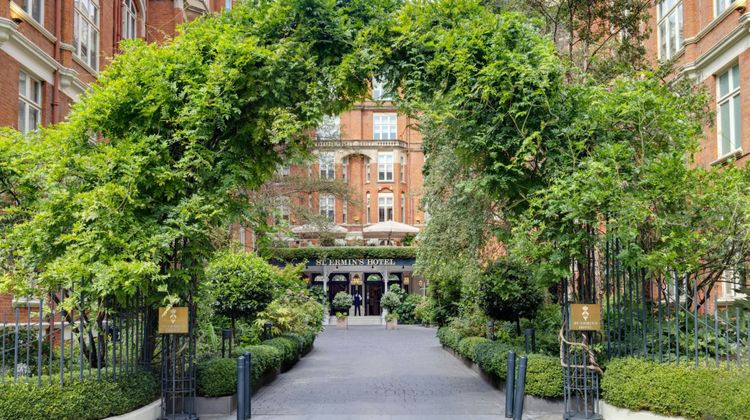 St. Ermin's Hotel, Autograph Collection Exterior