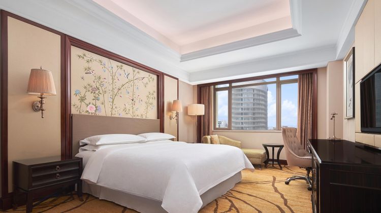 Sheraton Shantou Hotel Room