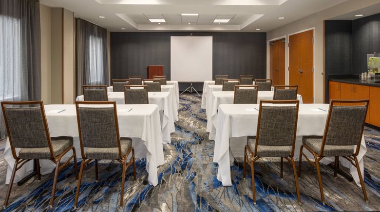 <b>Fairfield Inn & Suites Jacksonville West Meeting</b>. Images powered by <a href="https://www.leonardoworldwide.com/" title="Leonardo Worldwide" target="_blank">Leonardo</a>.