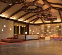 The Cove at Atlantis Lobby