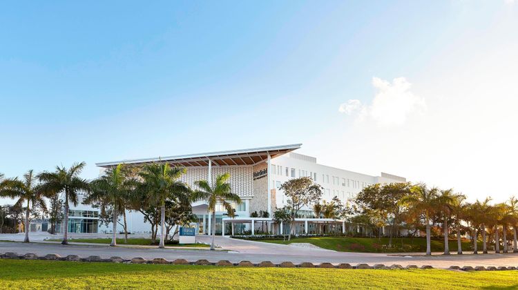 Fairfield Inn & Suites Cancun Airport Exterior