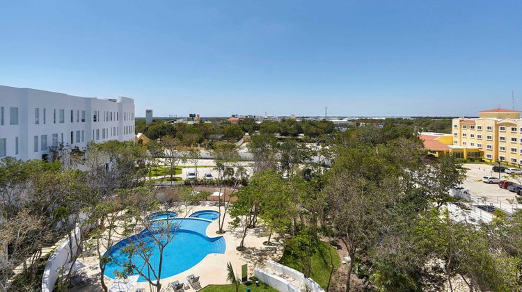 Fairfield Inn & Suites Cancun Airport Pool