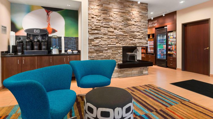 Fairfield Inn by Marriott Lobby