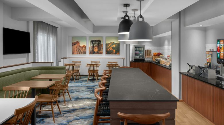<b>Fairfield Inn Santa Clarita Valencia Restaurant</b>. Images powered by <a href="https://www.leonardoworldwide.com/" title="Leonardo Worldwide" target="_blank">Leonardo</a>.