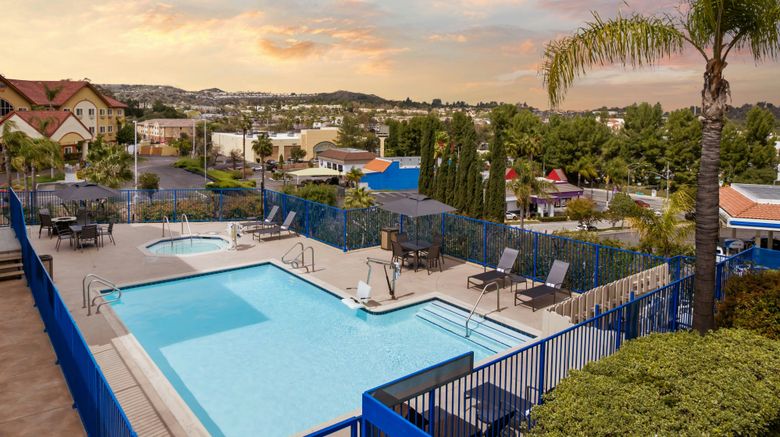 <b>Fairfield Inn Santa Clarita Valencia Pool</b>. Images powered by <a href="https://www.leonardoworldwide.com/" title="Leonardo Worldwide" target="_blank">Leonardo</a>.