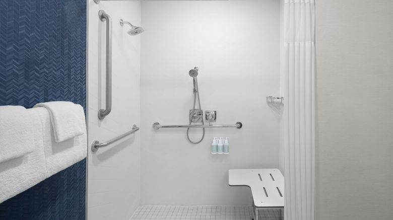 <b>Fairfield Inn Santa Clarita Valencia Room</b>. Images powered by <a href="https://www.leonardoworldwide.com/" title="Leonardo Worldwide" target="_blank">Leonardo</a>.