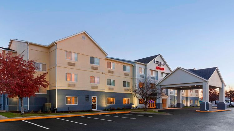 Fairfield Inn by Marriott Exterior