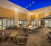 Fullerton Marriott at California State Exterior