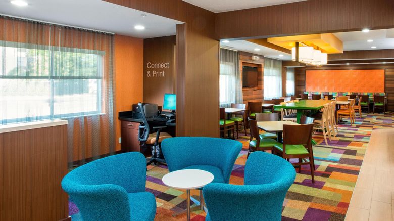 <b>Fairfield Inn & Suites Chicago/Tinley Pk Lobby</b>. Images powered by <a href="https://www.leonardoworldwide.com/" title="Leonardo Worldwide" target="_blank">Leonardo</a>.