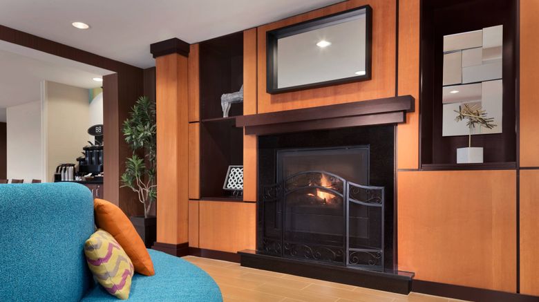<b>Fairfield Inn & Suites Mall of America Lobby</b>. Images powered by <a href="https://www.leonardoworldwide.com/" title="Leonardo Worldwide" target="_blank">Leonardo</a>.