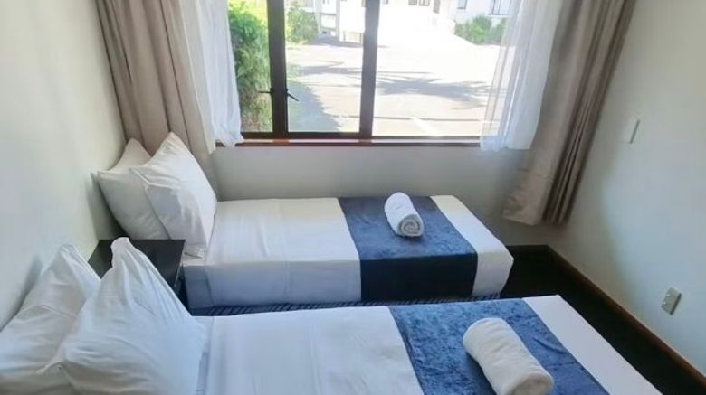 <b>Summit Motor Lodge Room</b>. Images powered by <a href="https://www.leonardoworldwide.com/" title="Leonardo Worldwide" target="_blank">Leonardo</a>.