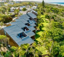 Glen Eden Beach Resort Room