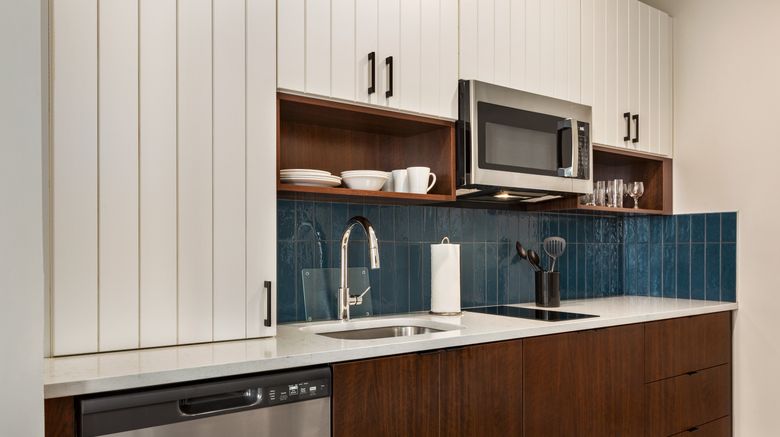 <b>Staybridge Suites Kincardine Sout Room</b>. Images powered by <a href="https://www.leonardoworldwide.com/" title="Leonardo Worldwide" target="_blank">Leonardo</a>.