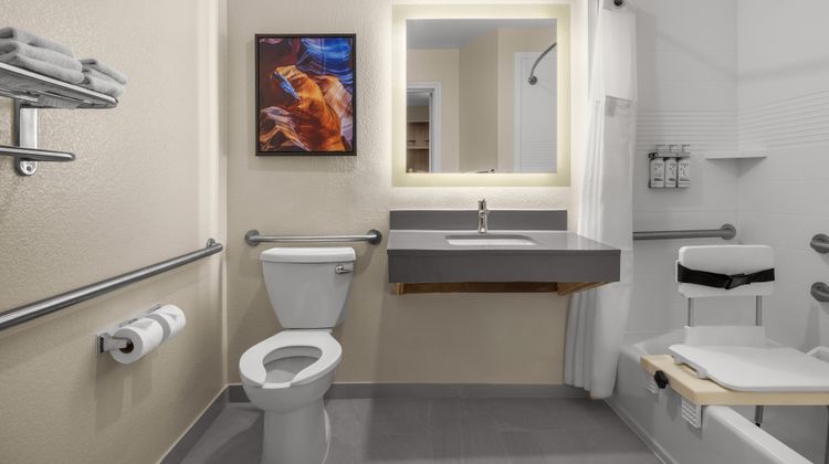 Candlewood Suites Texas City Room