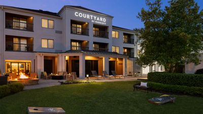Courtyard by Marriott Greenville