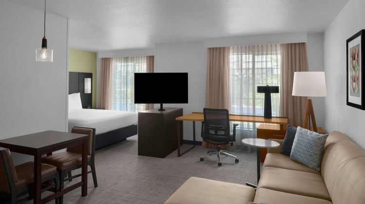 Residence Inn by Marriott Suite