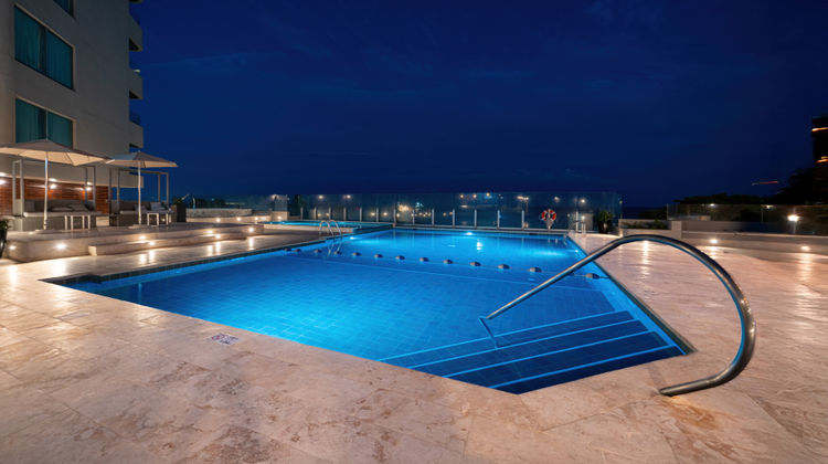 Crowne Plaza Santo Domingo Pool