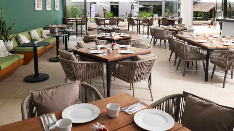 <b>Holiday Inn Tulum Downtown Restaurant</b>. Images powered by <a href="https://www.leonardoworldwide.com/" title="Leonardo Worldwide" target="_blank">Leonardo</a>.